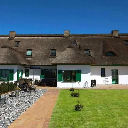 Apartamento Reetferienhaus Rauchseeschwalbe *
